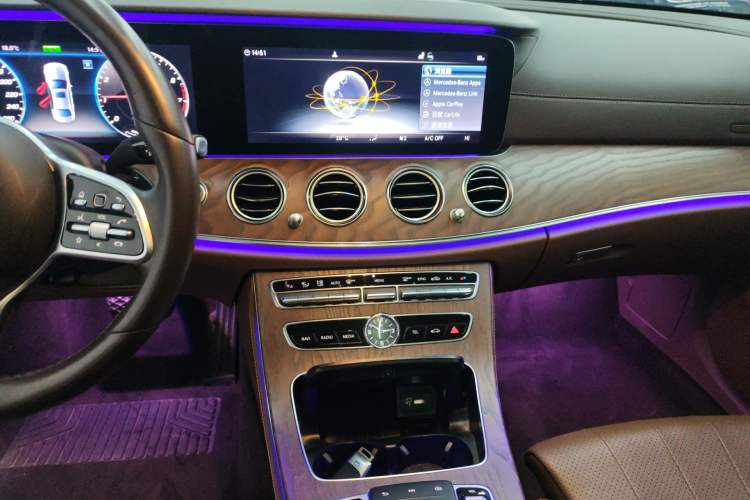 Used Mercedes-Benz E-Class 2019 E 260 L
