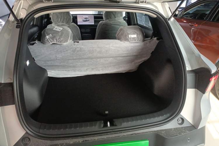 Used CHANGAN NEVO Q05 2026 Model 405Air Trunk