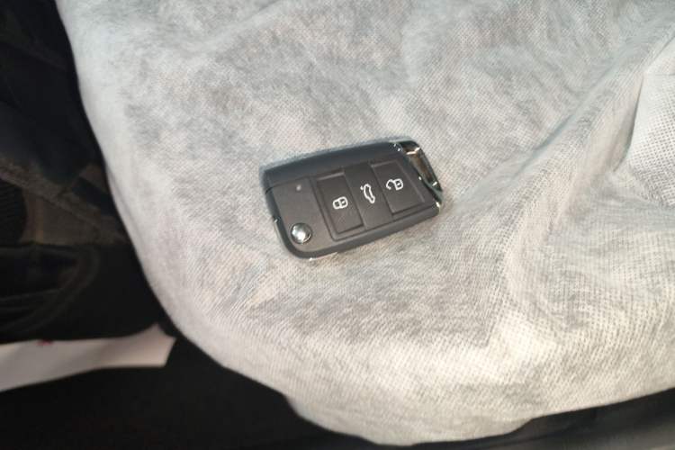 Used Volkswagen Passat 2026 Model, Outstanding 380TSI Longteng Edition Vehicle Key