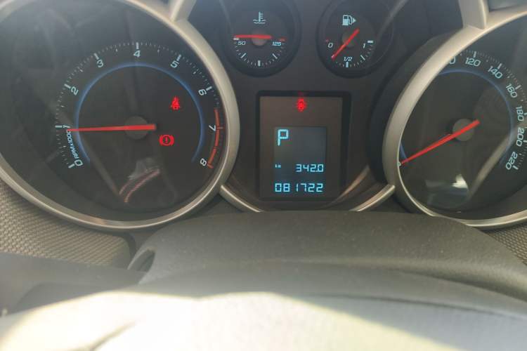 Used Chevrolet Cruze 2013 1.8L SE AT
