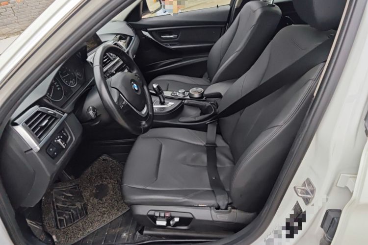 Used BMW 3 Series 2016 320Li Fashion Model Left Front Seat