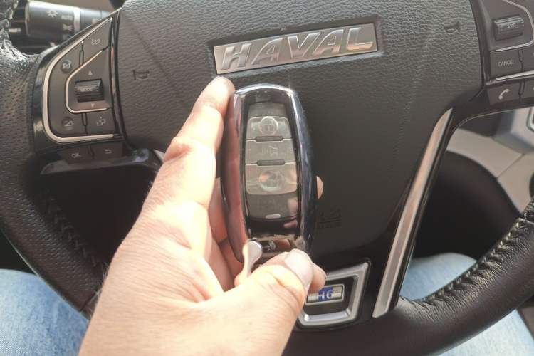 Used Haval H6 Coupe 2015 Blue Label 2.0T Manual 4x4 Prestige Model
