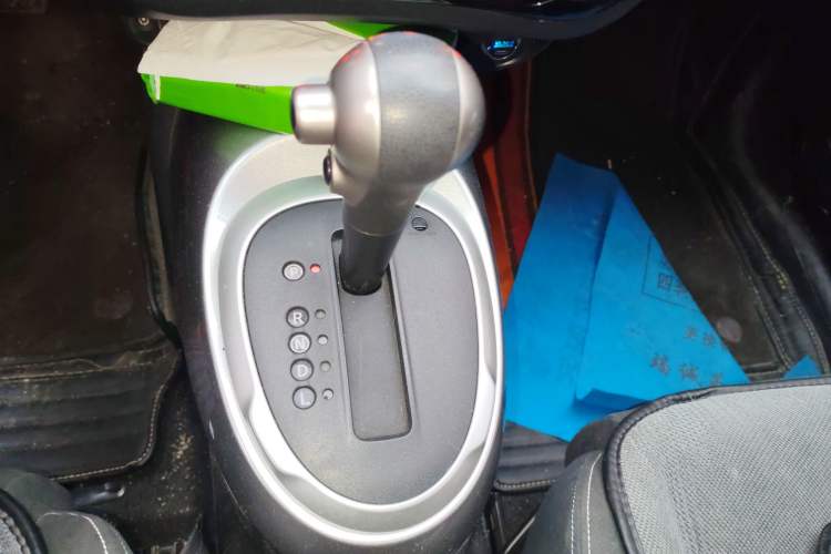 Used Infiniti ESQ 2014 1.6L Spontaneous Edition