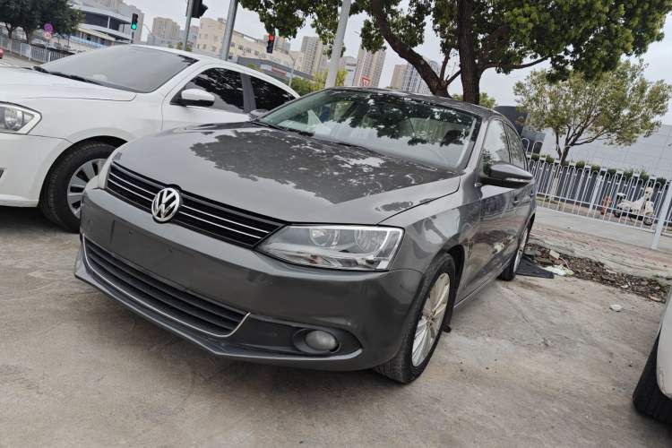 Used Volkswagen Sagitar 2014 Revised Version 1.6L Automatic Comfort Edition