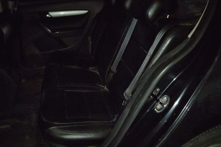 Used Volkswagen Lavida 2013 Revised Classic 1.6L Automatic Fashion Edition