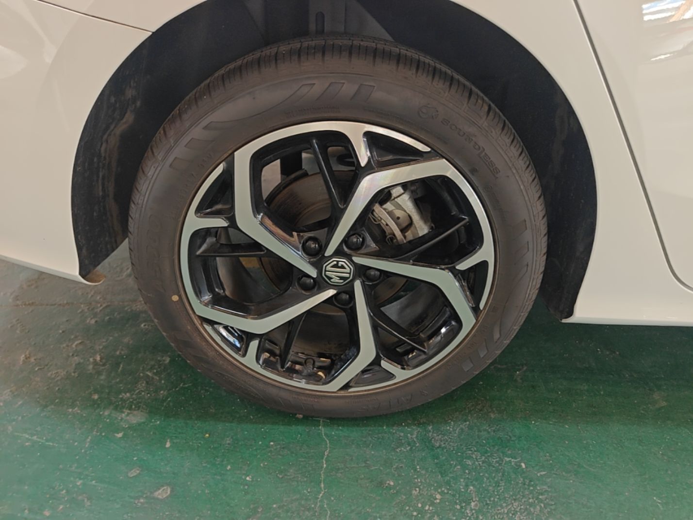 MG 5 2025 300TGI Global Flagship Edition — снимка 11
