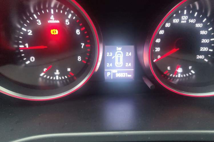 Used Haval H6 2015 Sport Edition 1.5T Automatic Two-Wheel Drive Luxury Model