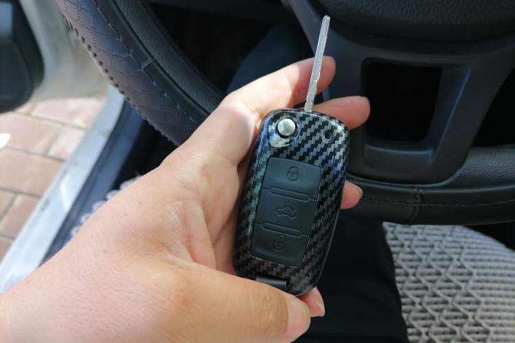 Used Volkswagen Jetta 2017 1.5L Manual Fashion Edition Vehicle Key