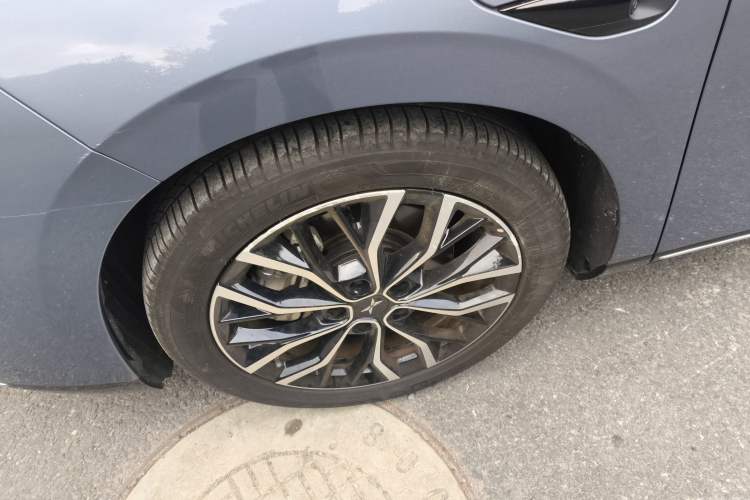 Used XPeng P5 2021 550E Left Front Wheel Hub