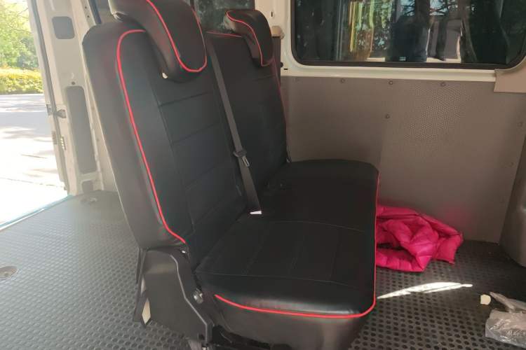 Used SAIC MAXUS Xintu V80  Left Rear Seat