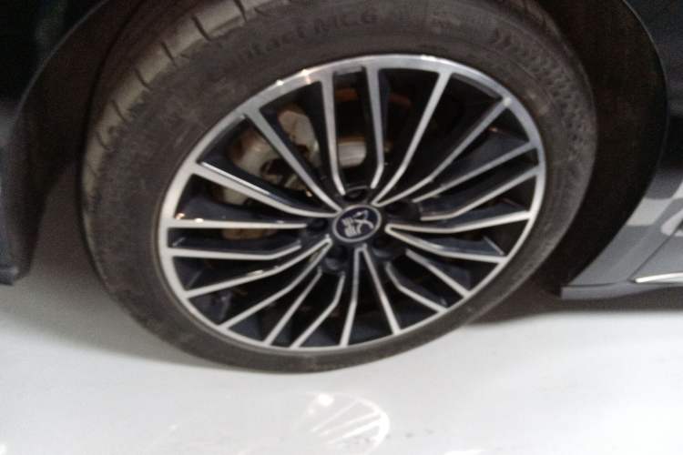 Used BYD Han 2020 EV Long-Range Luxury Model
