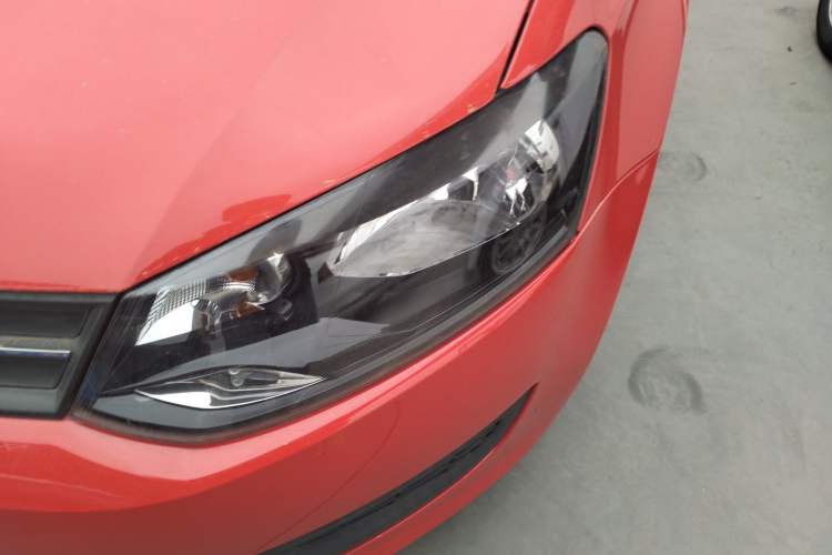 Used Volkswagen Polo 2013 1.4L Manual Fashion Edition
