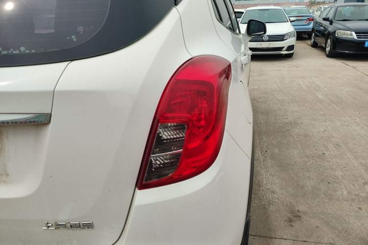 Used Buick Encore 2016 18T Automatic Two-Wheel Drive Urban Leading Edition Right Rear Taillight