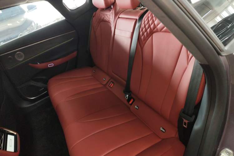 Used EXEED Star Era ES 2025 Extended-Range Max Urban Assisted Driving
