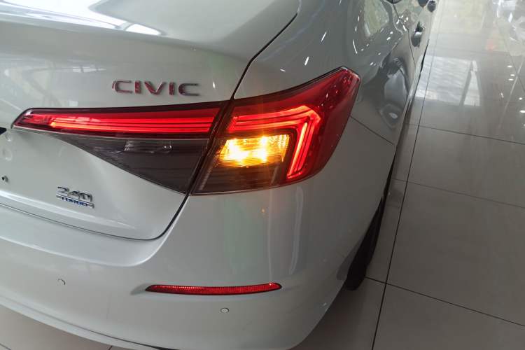 Used Honda Civic 2023 240TURBO CVT Dynamic Edition
