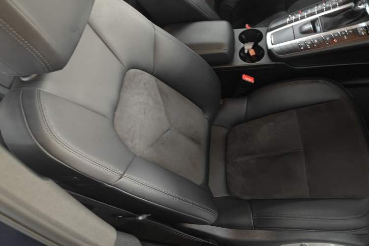 Used Porsche Macan 2021 Macan 2.0T
