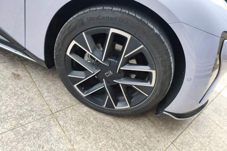 Used Avatr 06 2025 Pro All-Electric Version