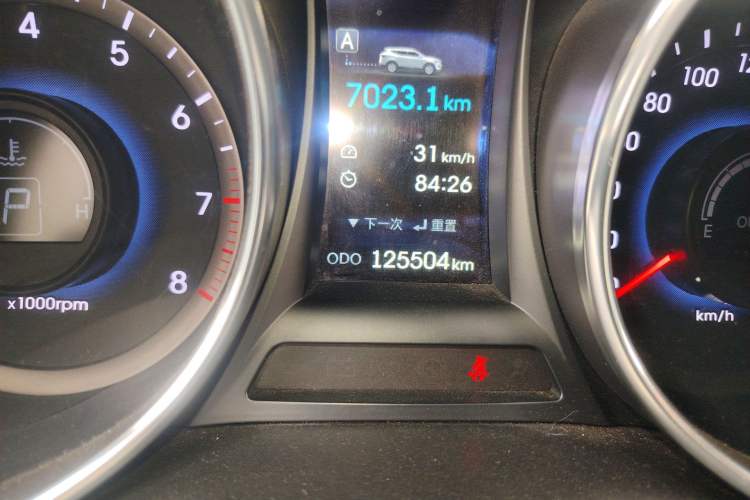 Used Hyundai Santa Fe Classic 2013 Revised Version 3.0L Four-Wheel Drive Flagship Edition Euro IV Odometer Close Up