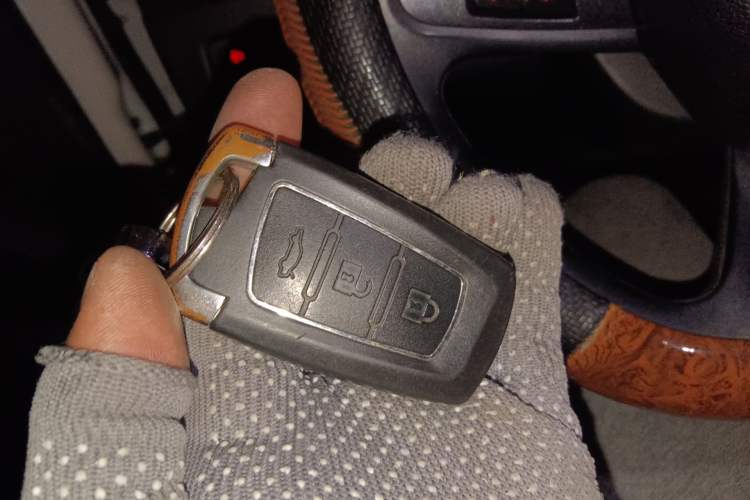 Used FORTHING T5 2020 1.5T Automatic Luxury Model China VI Standard Vehicle Key