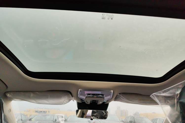 Used Hongqi H5 PHEV 2025 170 Super Hybrid Version Headliner