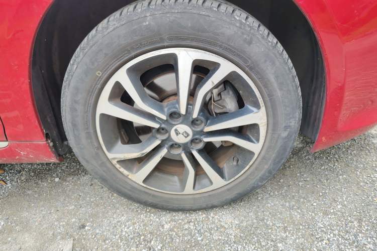 Used Roewe e550 2016 Deluxe Edition
