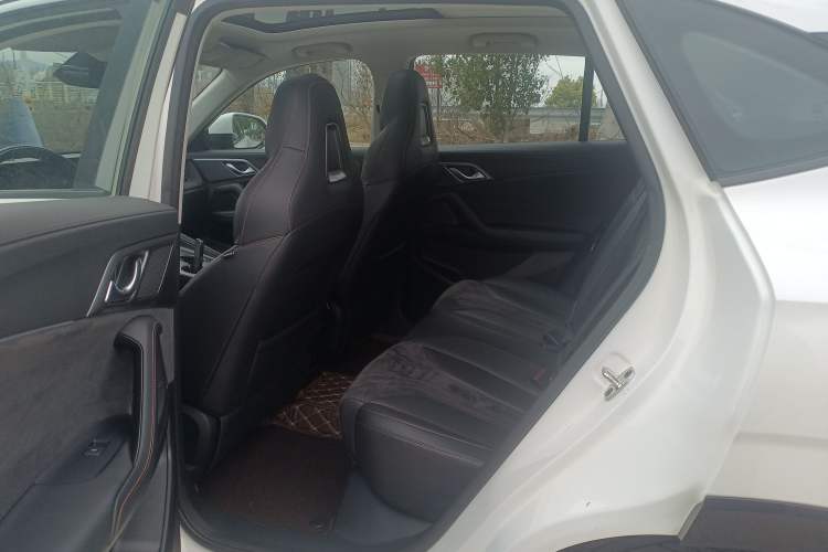 Used Roewe D5X DMH 2024 135 Tech Edition Left Rear Seat