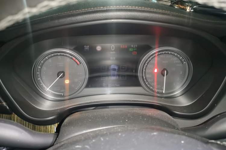 Used Cadillac XT4 2018 28T 4x4 Platinum Edition