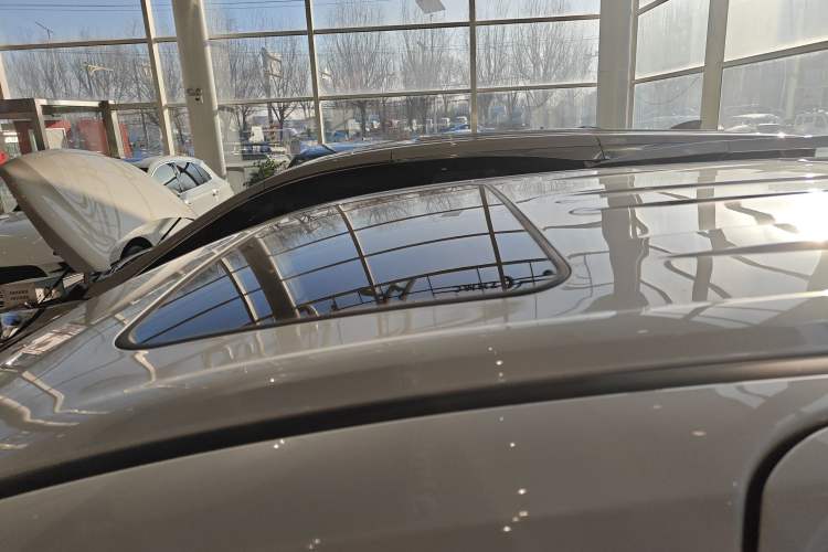 Used Toyota Granvia 2022 2.5L Hybrid Flagship Edition