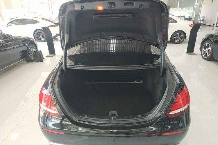 Used Mercedes-Benz E-Class 2020 E 300 L Stylish Model Trunk