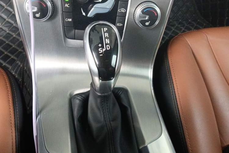 Used Volvo S60 2016 S60L T4 Zhiyuan Edition