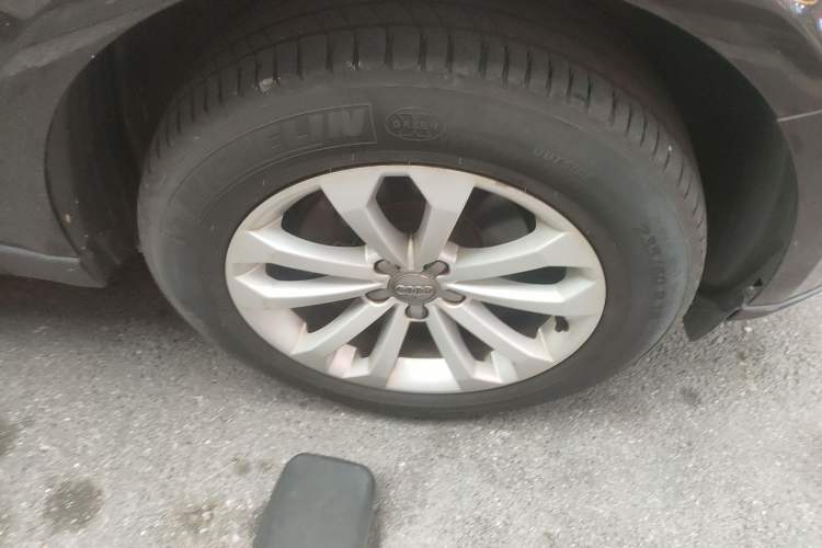 Used Audi Q5 2015 40 TFSI Technology Edition
