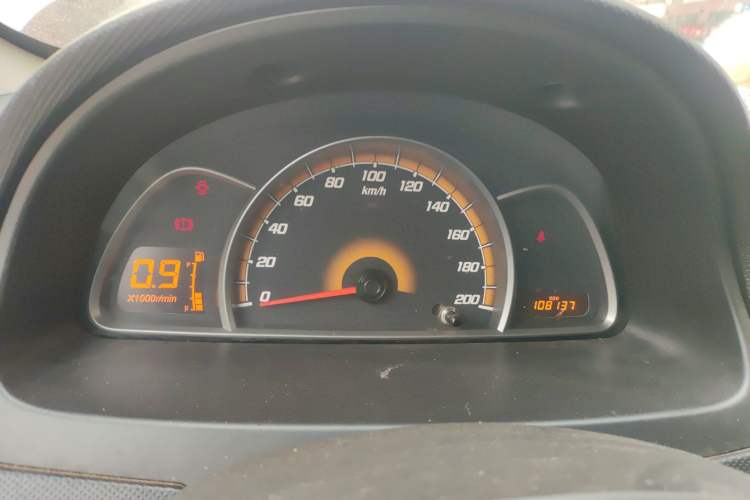 Used Chevrolet Sail 2013 Sedan 1.2L Manual Fashionable Happiness Edition
