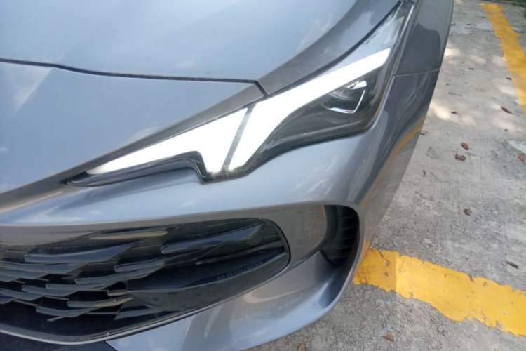 Used MG 7 2025 1.5T 300 DCT Elegant Edition
