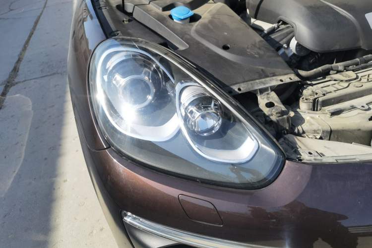 Used Porsche Cayenne 2016 Cayenne Platinum Edition 3.0T