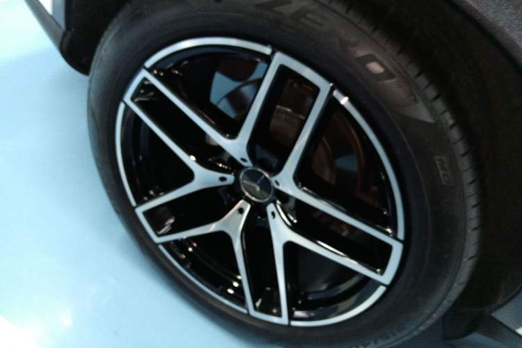 Used Mercedes-Benz GLE Coupe AMG 2017 AMG GLE 43 4MATIC Coupe SUV Exterior 5