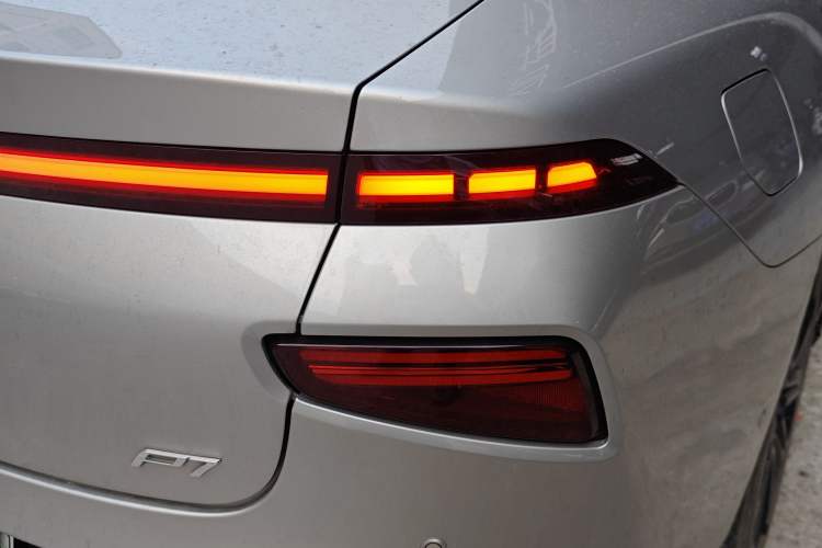 Used XPeng P7 2022 670E+
