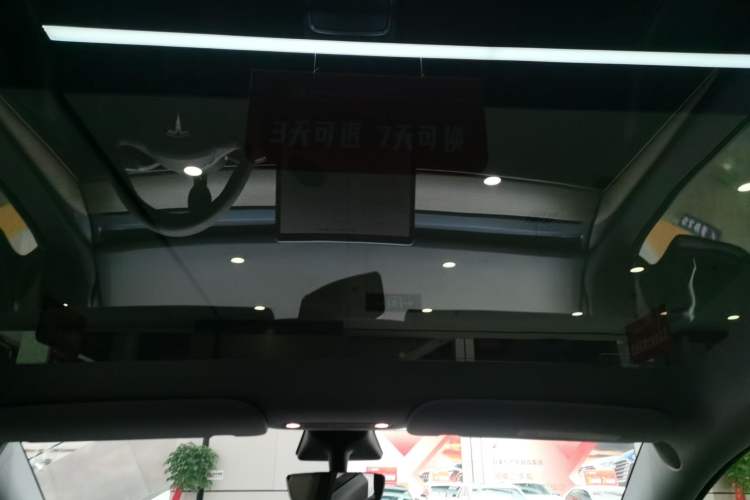 Used Tesla Model Y 2021 Long-Range All-Wheel-Drive Version