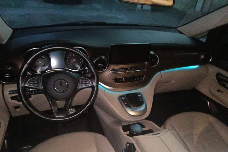 Used Mercedes-Benz V-Class 2020 V 260 Prestige Edition
