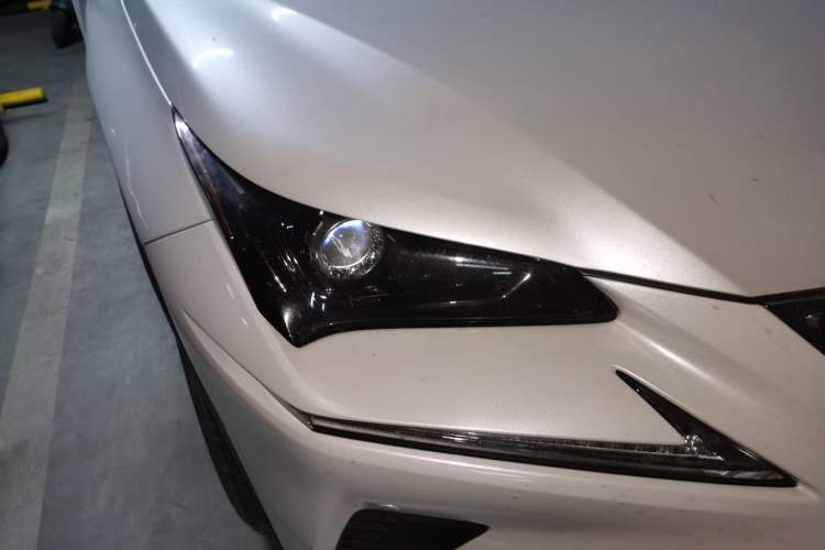 Used Lexus NX 2020 200 Front-Wheel Drive Freeline Edition China VI Standard Right Front Headlight