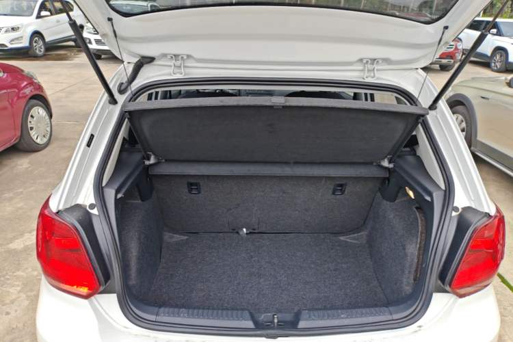 Used Volkswagen Polo 2018 1.5L Manual Drive-Comfort Model
