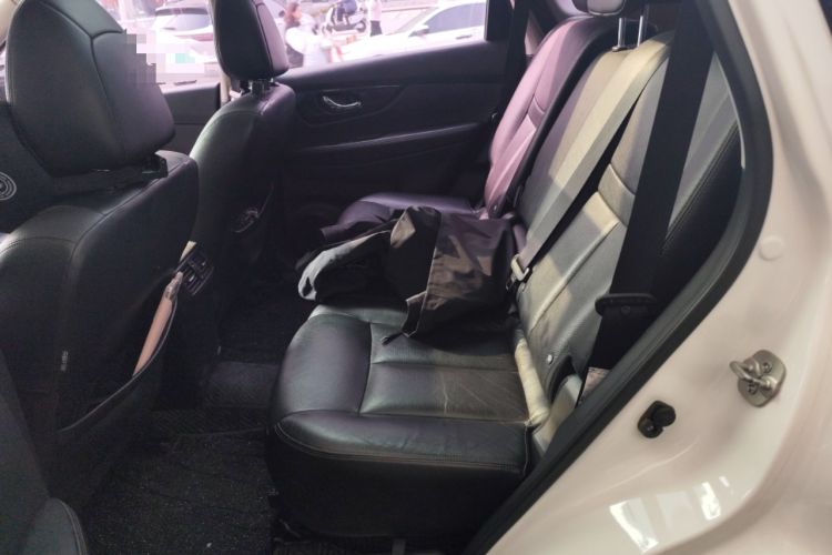 Used Nissan X-Trail 2017 2.0L CVT 7-Seater Comfort Edition 2WD
