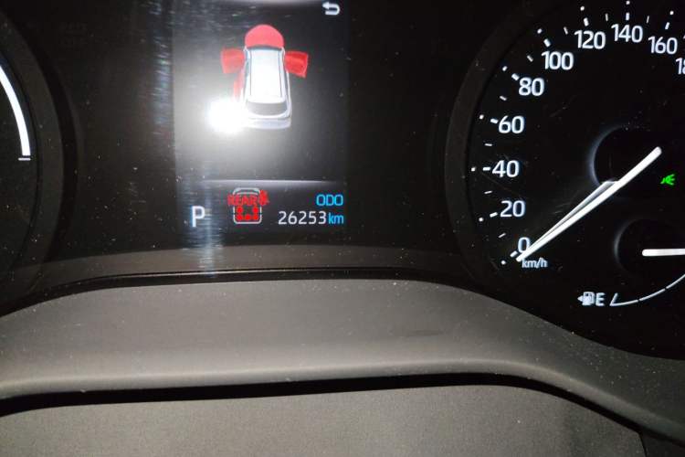 Used Toyota SIENNA 2023 2.5L Hybrid Comfort Edition Odometer Close Up