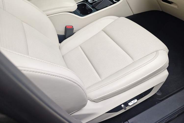 Used Li Auto ONE 2021 Extended-Range 6-Seater Version Right Front Seat