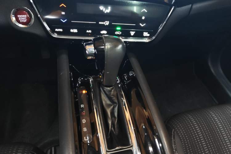 Used Honda Vezel 2015 1.8L CVT 2WD Luxury Model Gear Lever