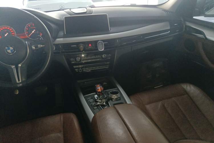 Used BMW X5 2015 xDrive35i Middle East version