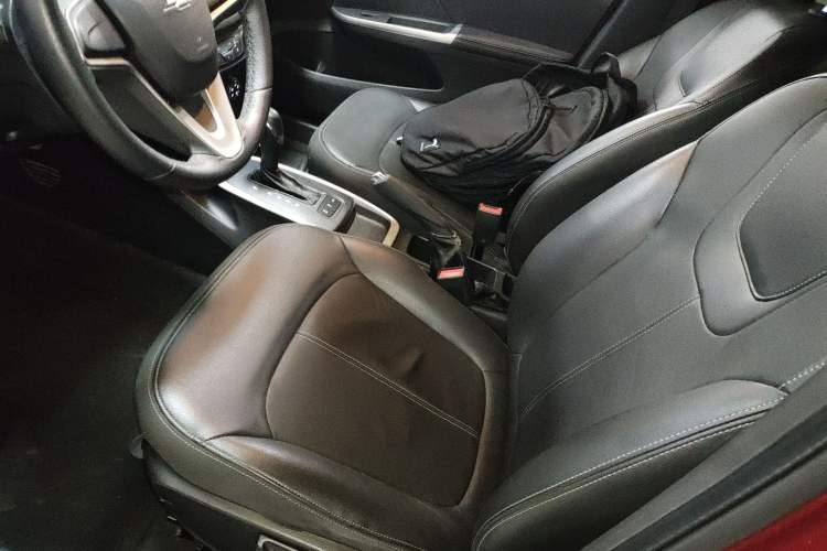 Used Chevrolet Lova RV 2016 1.5L Automatic FunDrive Edition Left Front Seat