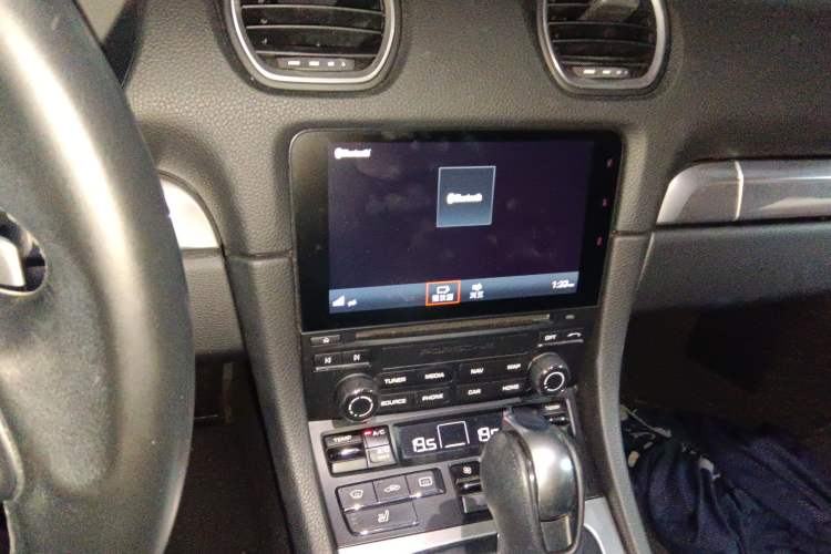 Used Porsche 718 2016 Cayman 2.0T Audio And AC Panel