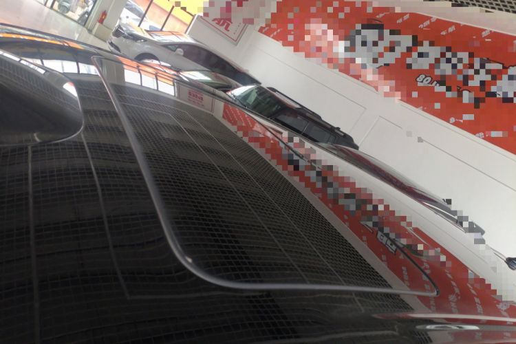 Used Denza D9 2025 DM-i Intelligent Drive 1020 Four-Wheel Drive Flagship Model
