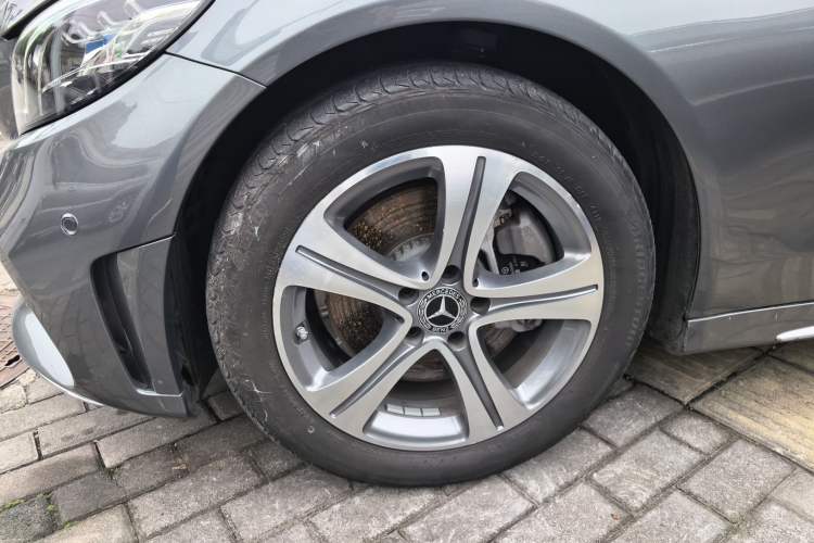 Used Mercedes-Benz C-Class 2020 C 260 L Sport Edition Left Front Wheel Hub