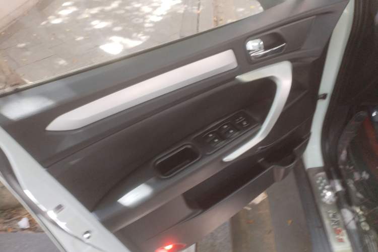 Used JAC Refine S3 2016 1.5L Manual Luxury Smart Version